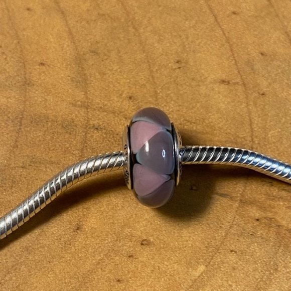 Pandora Captivating Murano Glass Charm - Picture 1 of 4